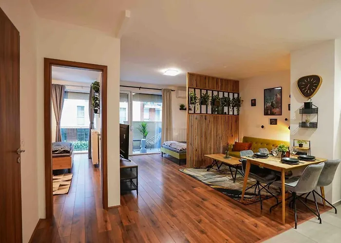 Danube Family Premium Apartment *